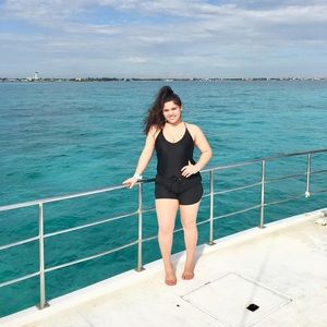 Meet your Posher, Brenda